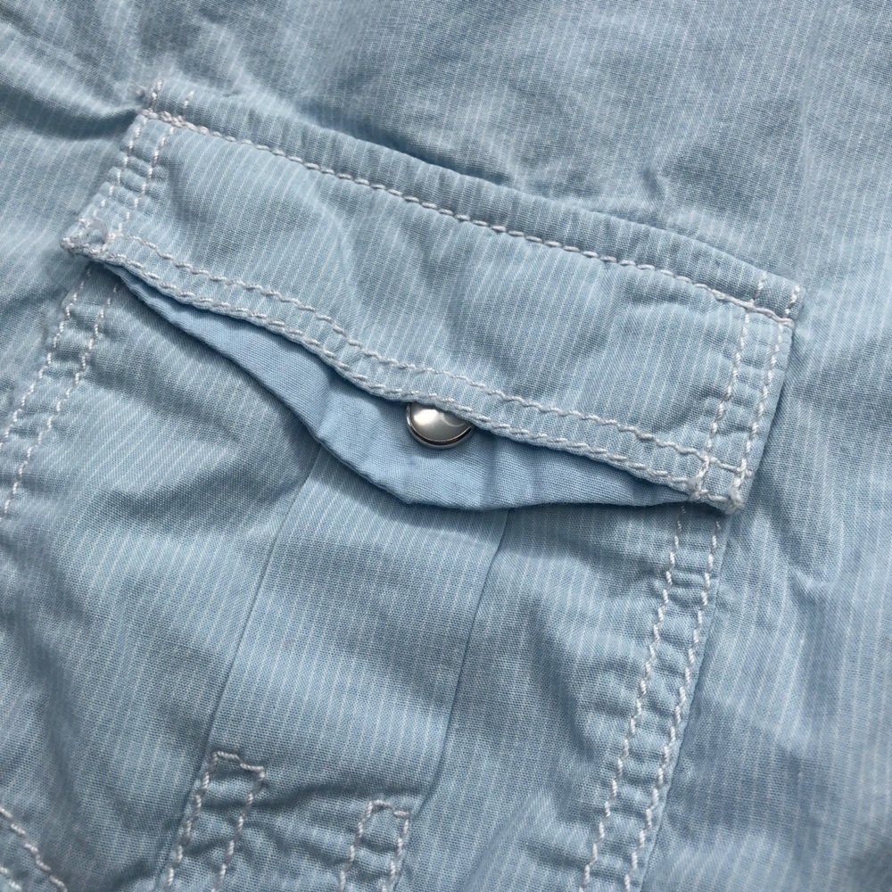 INC button up - Picture 2 of 9